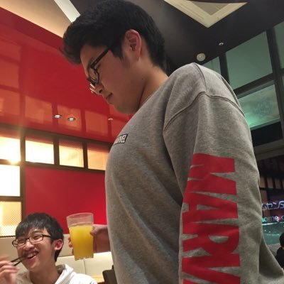 よっつー